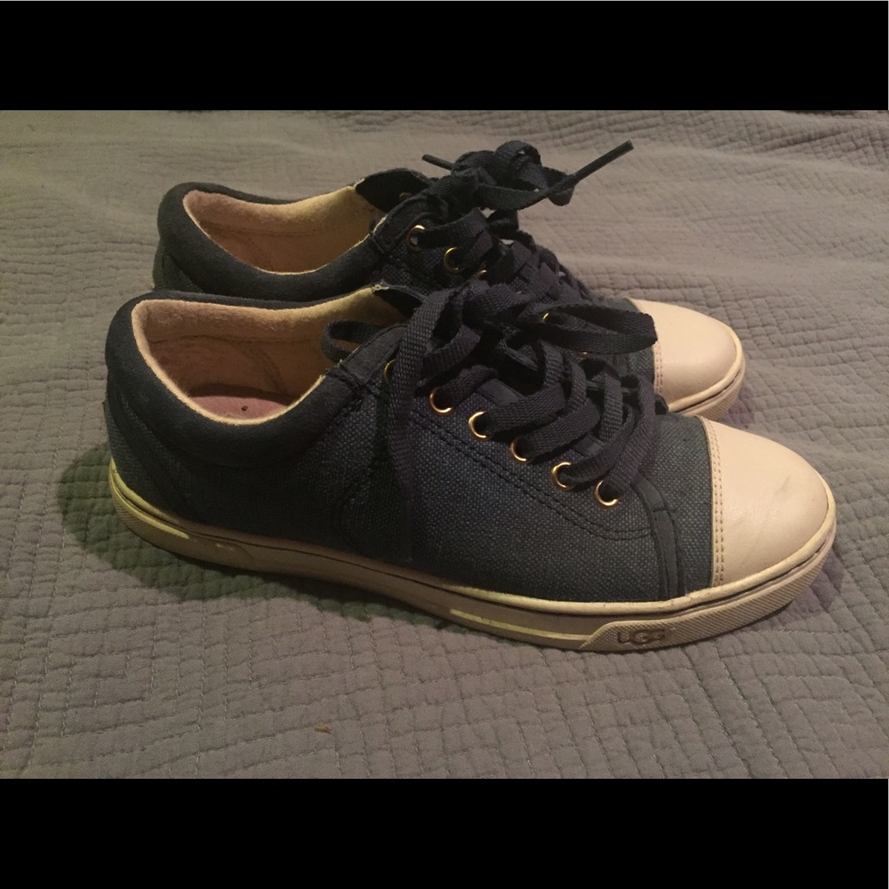 Ugg shoes